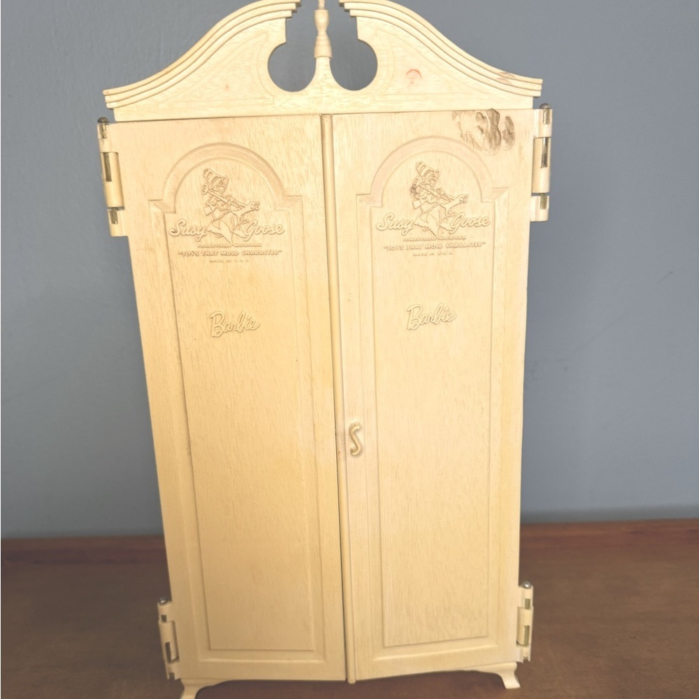 Vintage Barbie Wardrobe Case